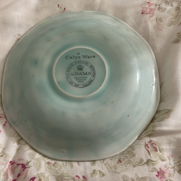 Starr Hill Antiques
Adams Royal Ivory Calyx Ware Saucer Bowls - Picture 9 of 9